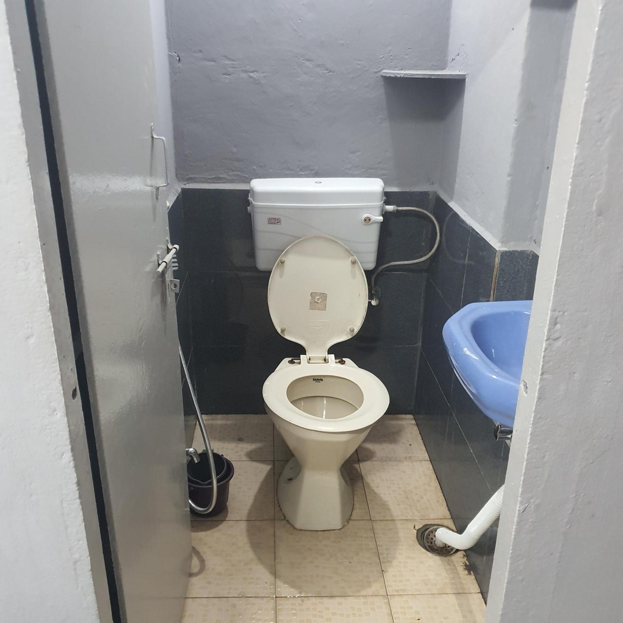 Hotel Family Stay Beside Railway Station アウランガーバード エクステリア 写真